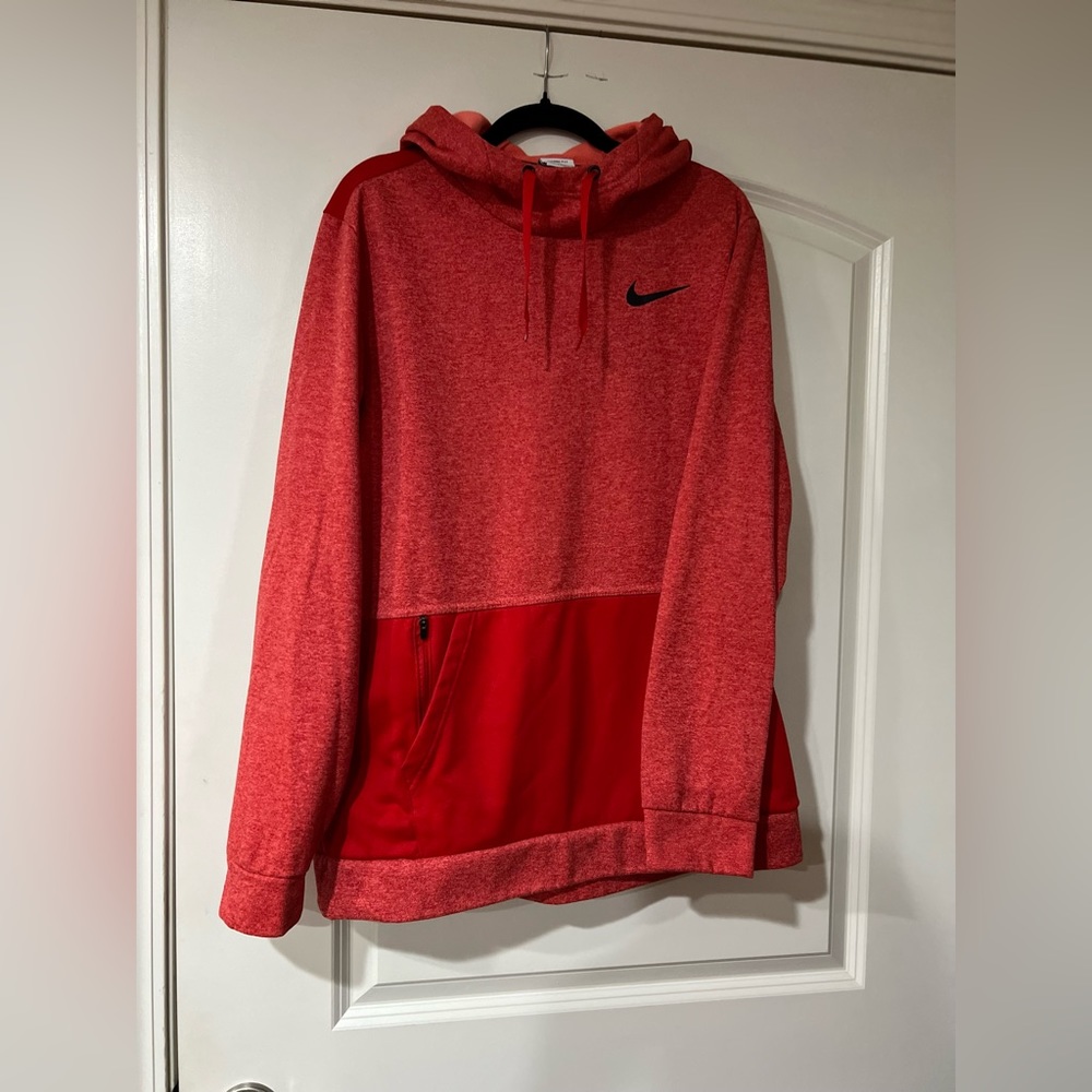 Therma fit Nike Sweatshirt